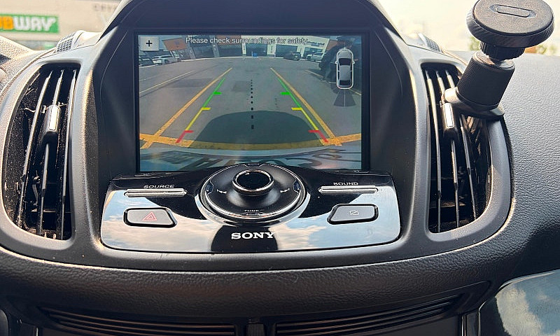 2019 Ford Escape Tit...