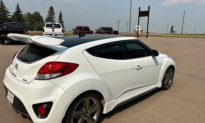 2015 Hyundai Veloste...