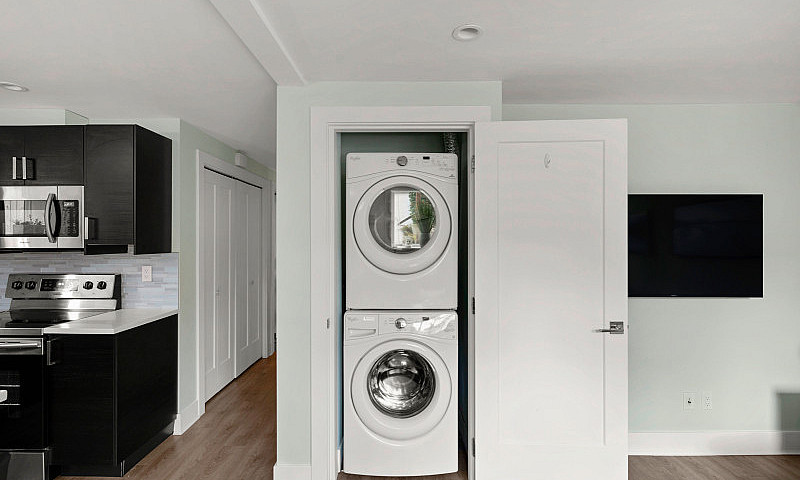 3Br Oak Bay Furnishe...