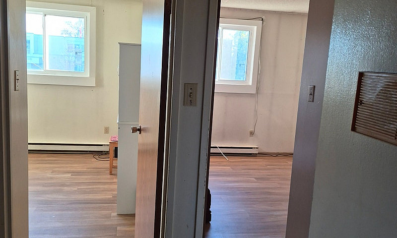 $1088, 2 Bedroom Apa...