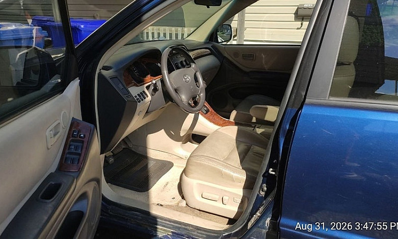 Toyota Highlander V6...