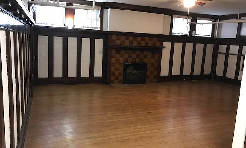 1 Br Apartment Avail...