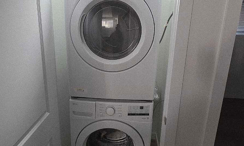 2 Bedroom Basement F...