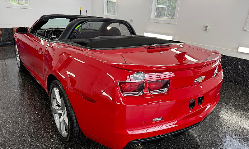 2011 Chevrolet Camar...