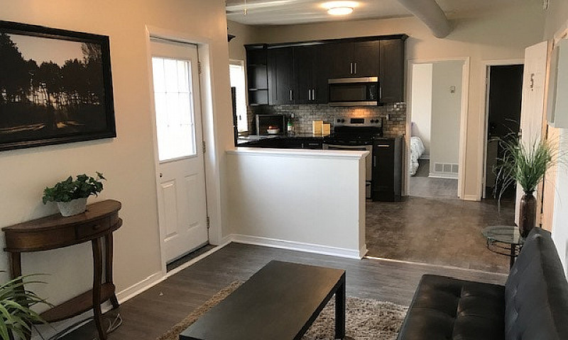 Spacious 1 Bed Port ...