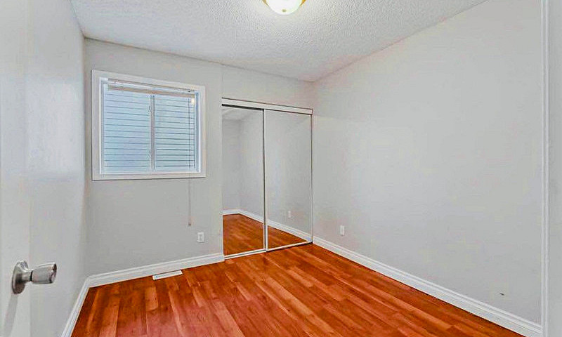Room For Rent...