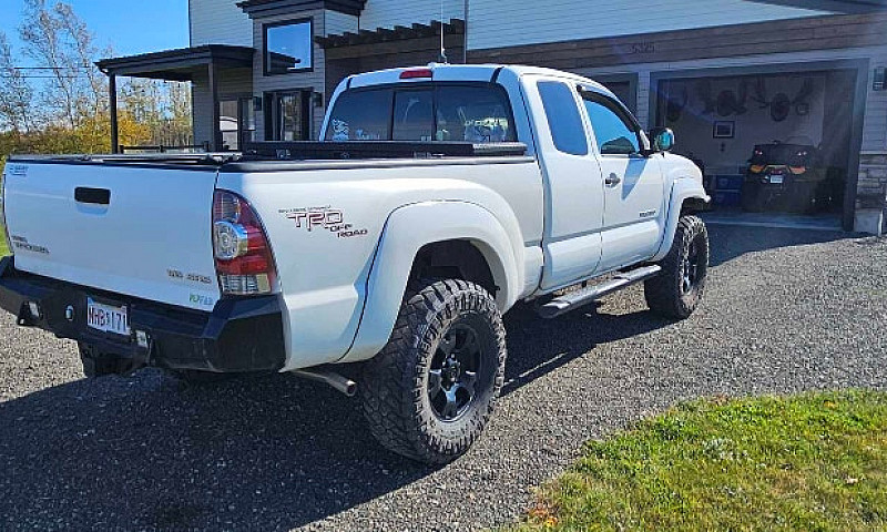 2010 Toyota Tacoma ...