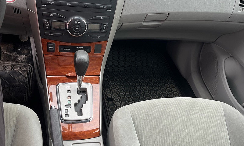 2009 Toyota Corolla ...