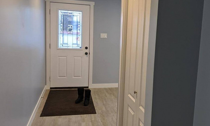 3Bed 1Bathmain Floor...