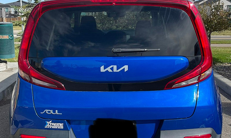 2022 Kia Soul Ex + W...