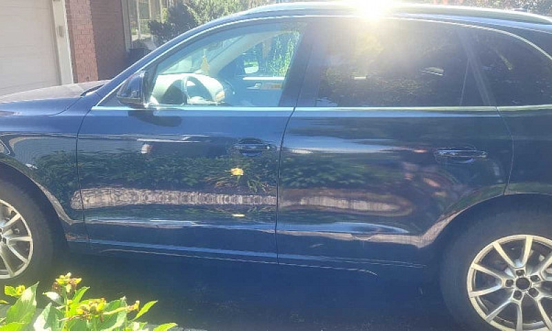 2011 Audi Q5 2.0T $6...