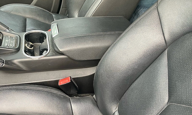 2012 Porsche Cayenne...