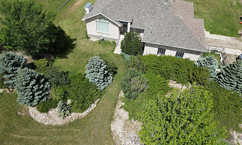 Quiet Acreage/Hobby ...