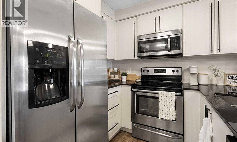 1 Bedroom Condo - Ma...