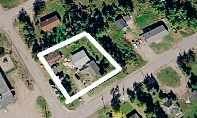 2300 Sq Foot 4 Bedro...