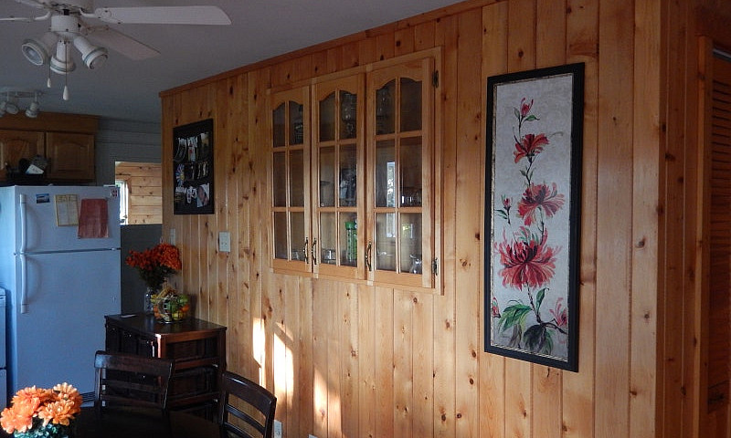 Country Home On 2 Ac...