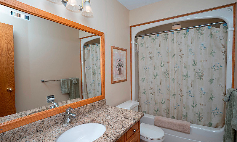120 Wolverine Cres -...