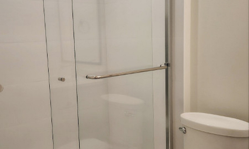 Private Brand New Ba...