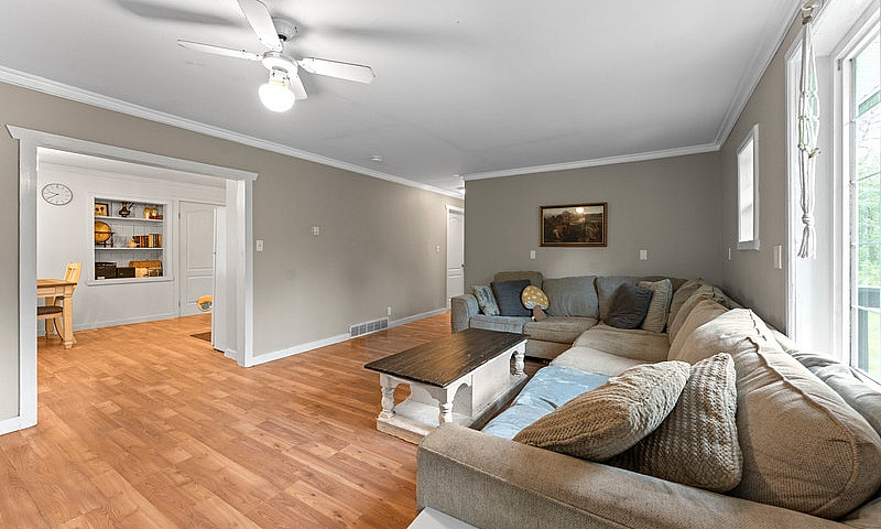 2 Bed 1 Bath Acreage...