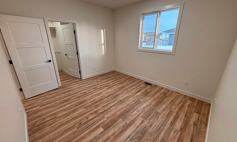 40 Erica Drive, Laco...