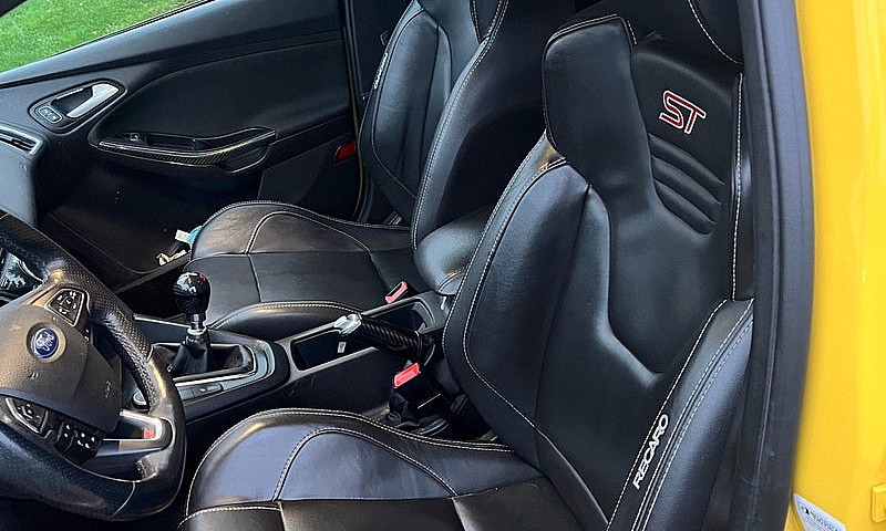 2017 Ford Focus St...