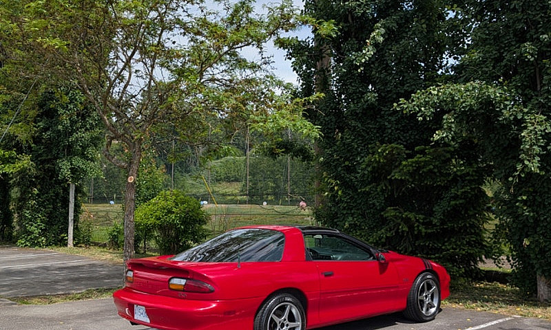 1997 Chevy Camaro Z2...