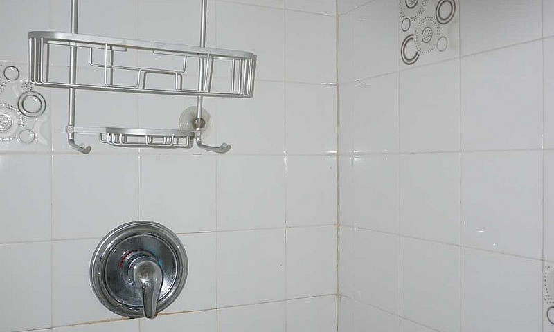 2 Bedroom Walkout Ba...