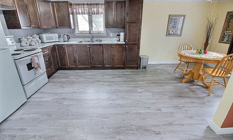 Single Level Home Wi...