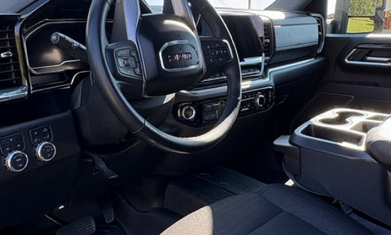 2025 3500 Duramax X3...