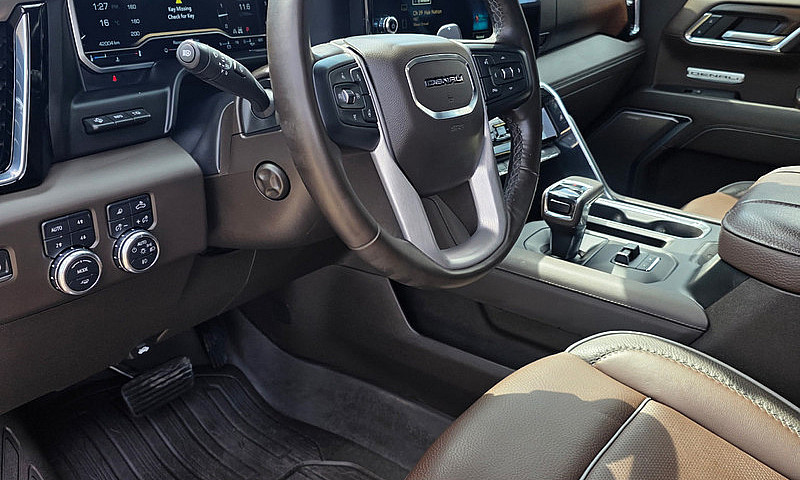 2024 Gmc Denali ...