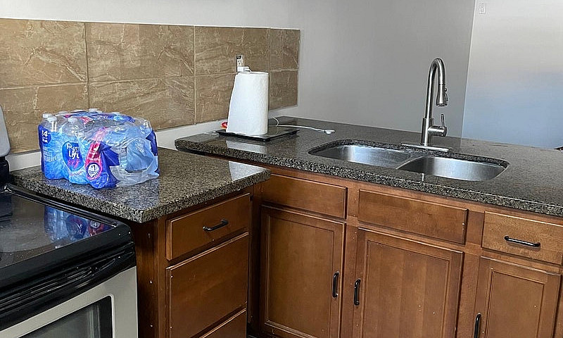 2 Bedroom Basement F...