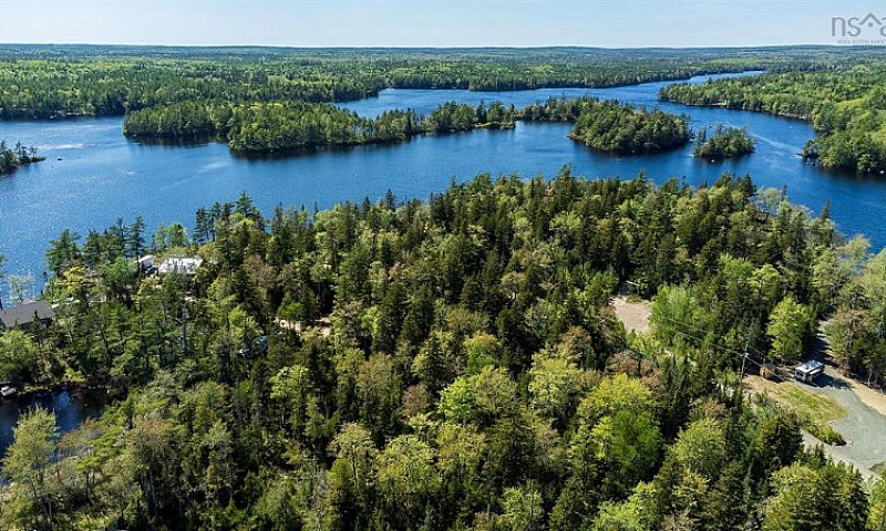 1.54 Acre Lot On Bea...