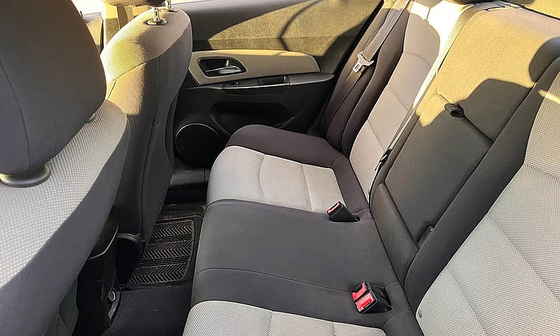 2012 Chevrolet Cruze...