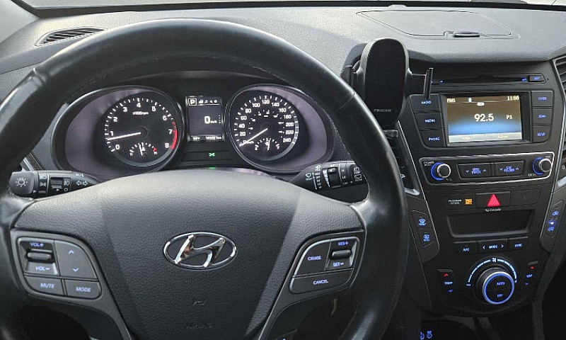 2017 Hyundai Santa F...