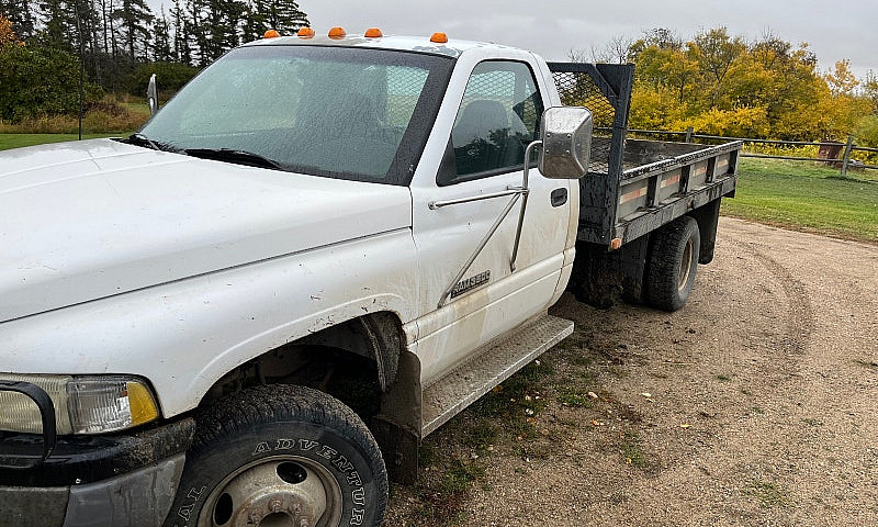 1997 Dodge 3500...