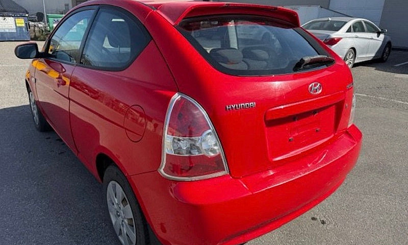 2010 Hyundai Accent...