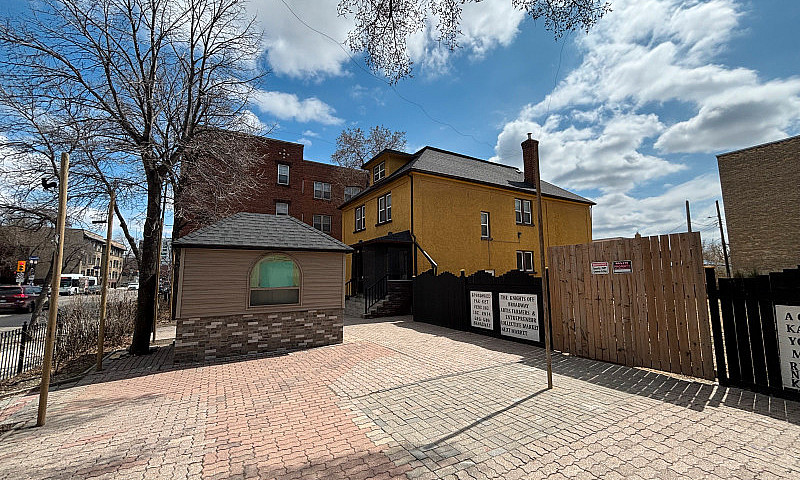 3870/Ft Duplex For S...