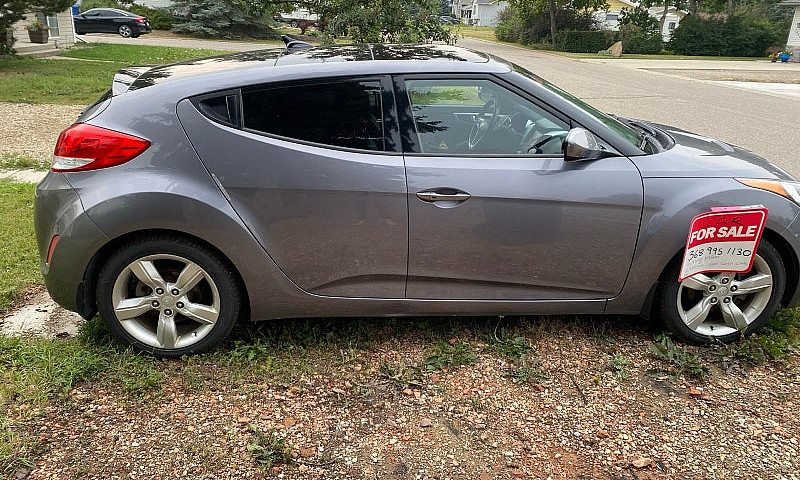  Hyundai Veloster 20...
