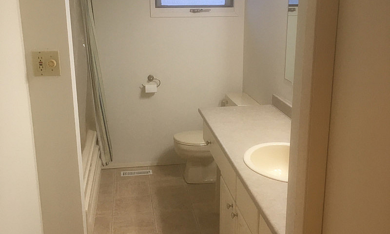 Main Floor Suite Wes...
