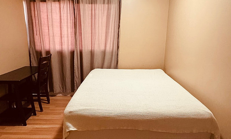 Room For Rent...