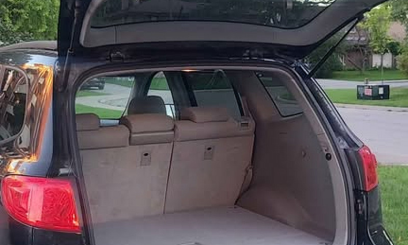 Hyundai Santa Fe...