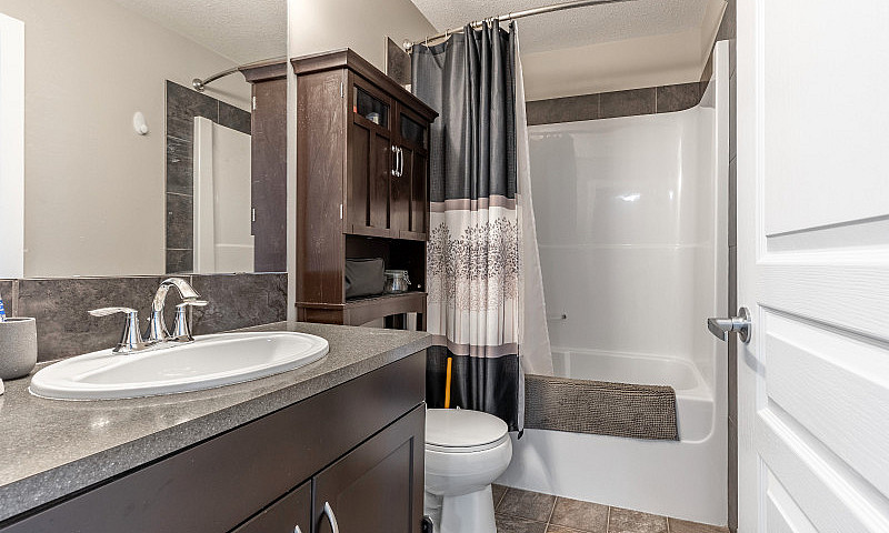 Just Listed | Townho...