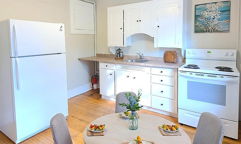 2 Bedroom Apartment ...