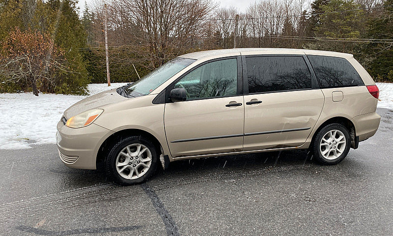 2005 Toyota Sienna...