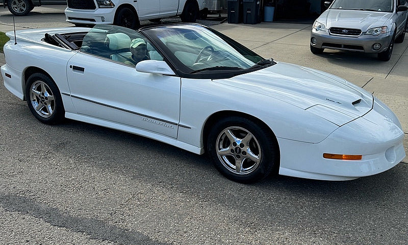 1997 Pontiac Trans A...