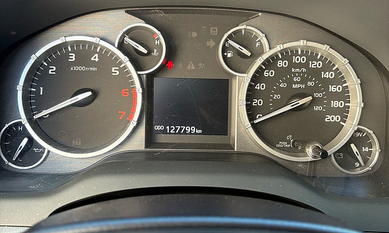 2016 Toyota Tundra *...
