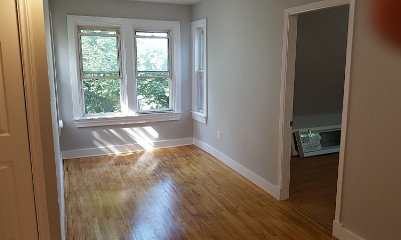 Top Floor In Triplex...