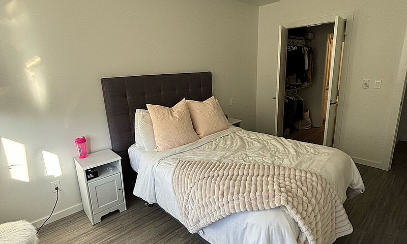 2 Bed 2 Bath Apartme...