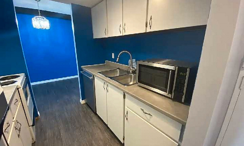 Glenora Condo High I...