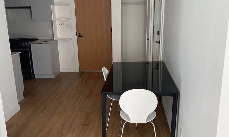 2Bed 2 Bath New Apar...